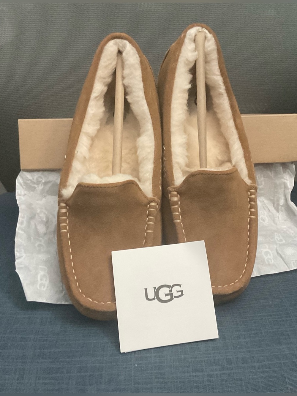 UGG Ansley Chestnut Suede Shearling Moccasin Slippers | Women’s Size 8